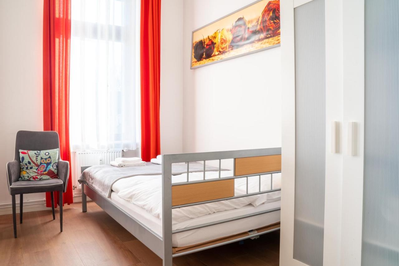 Appartement City Studio For 2, Near Sonnenallee Berlijn